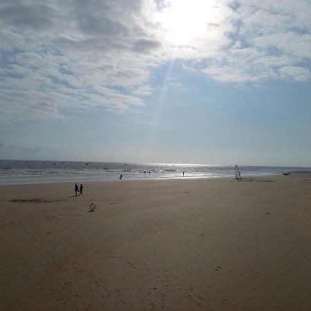 Appartement Spacieux Et Lumineux Secteur Petit Marche A 5 Min A Pied De La Plage Saint-Jean-de-Monts Ngoại thất bức ảnh
